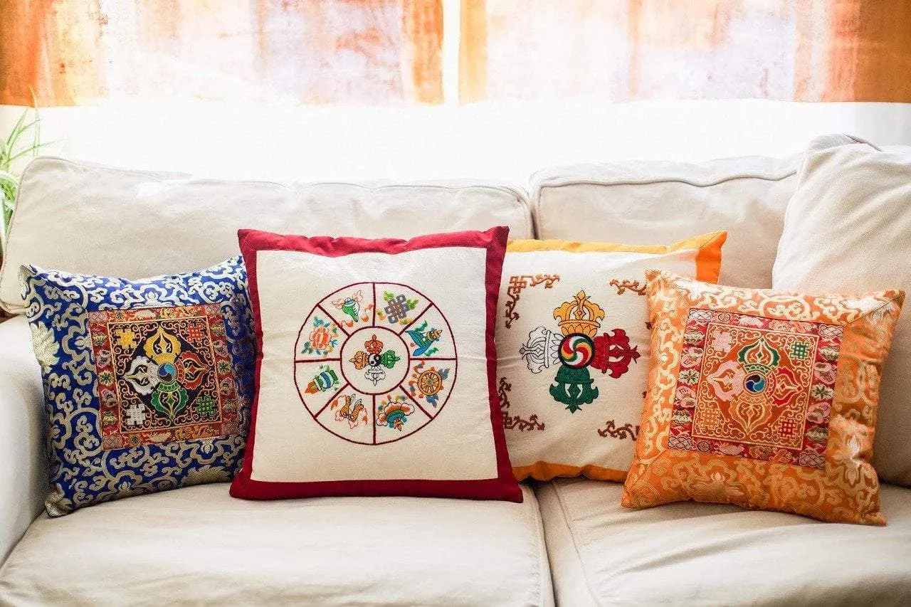 8 Auspicious Pillow