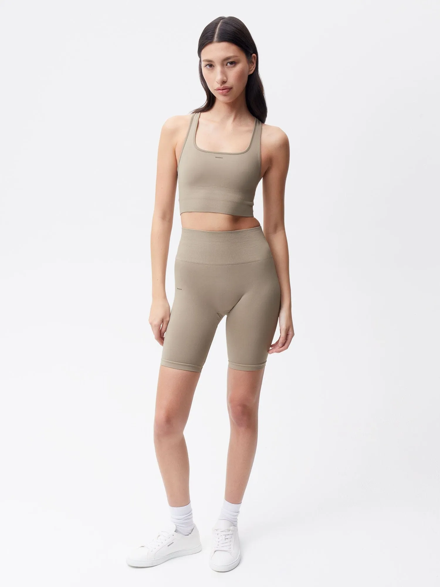 Archive Women's Plant-Stretch Compressive Cycle Shorts—taupe