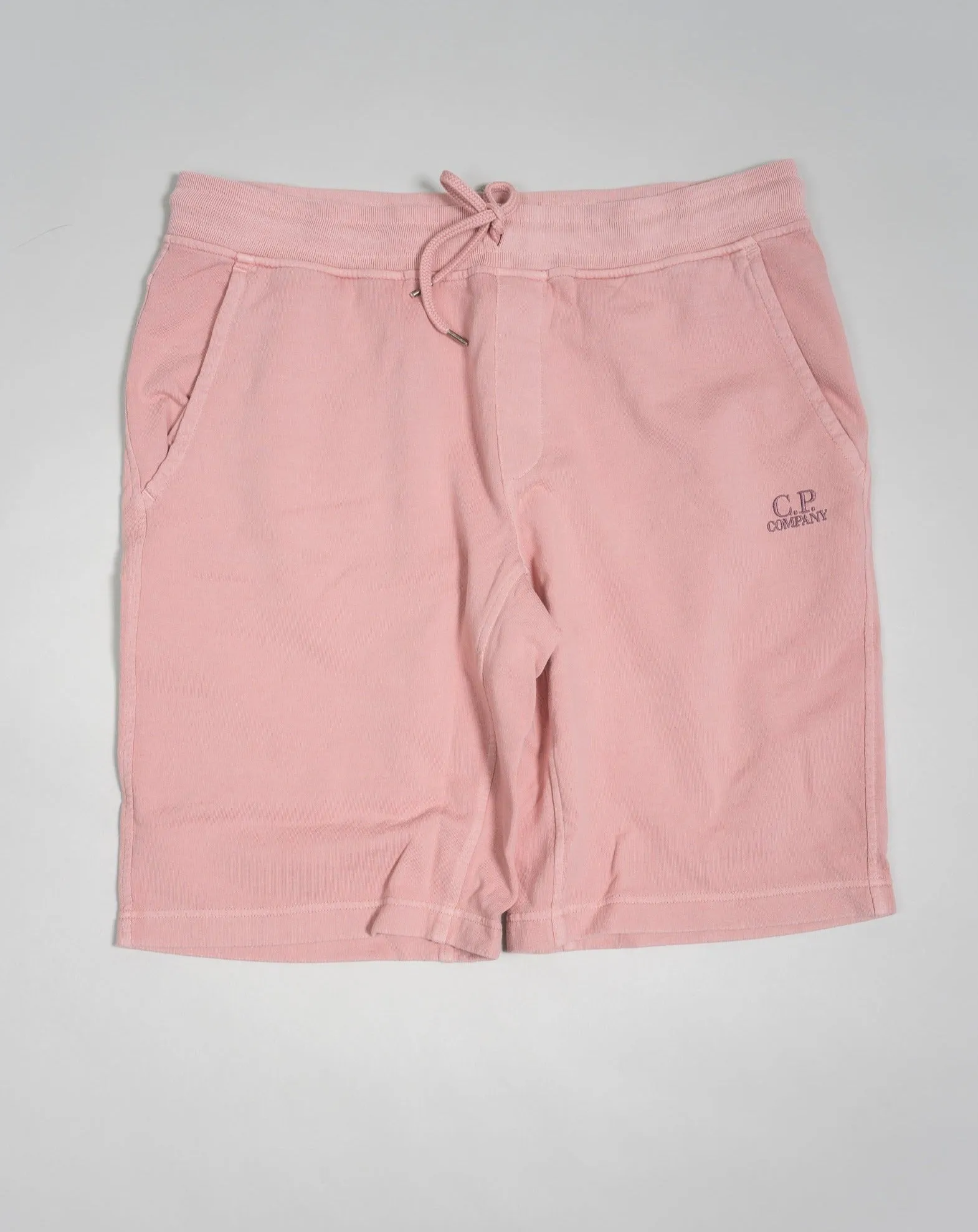 C.P. Company Cotton Fleece Resist Dyed Shorts / Pale Mauve