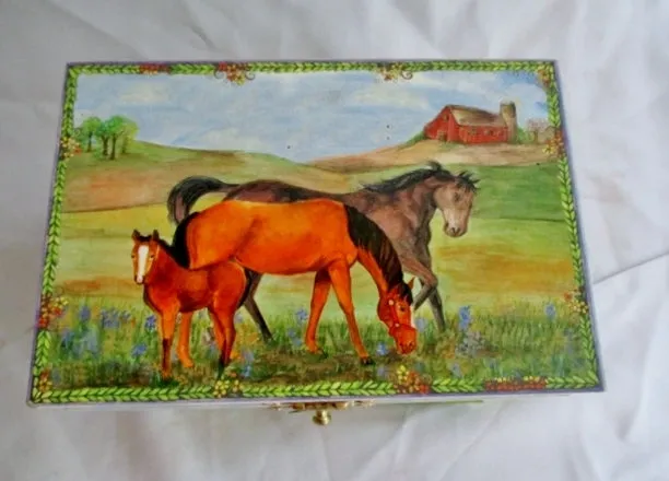 ENCHANTMINTS HORSE RANCH MY OLD KENTUCKY HOME Jewelry Music BOX Case