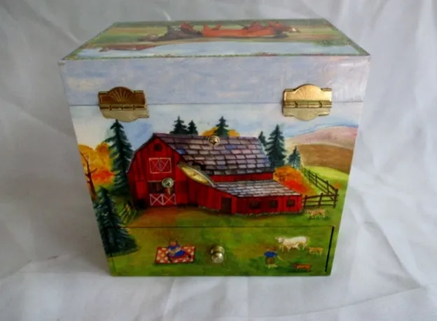 ENCHANTMINTS HORSE RANCH MY OLD KENTUCKY HOME Jewelry Music BOX Case