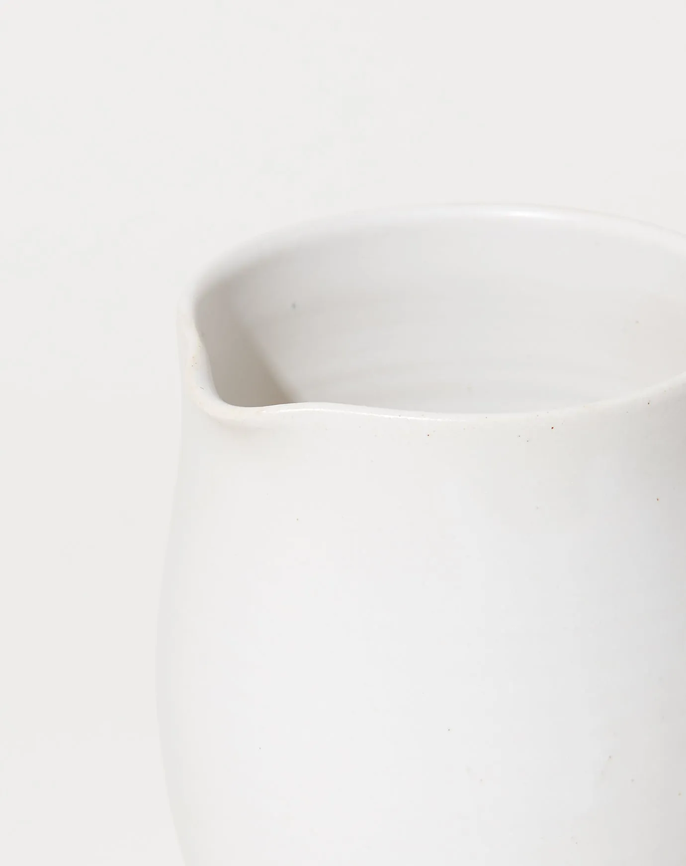 Farmhouse Pitcher in Eggshell