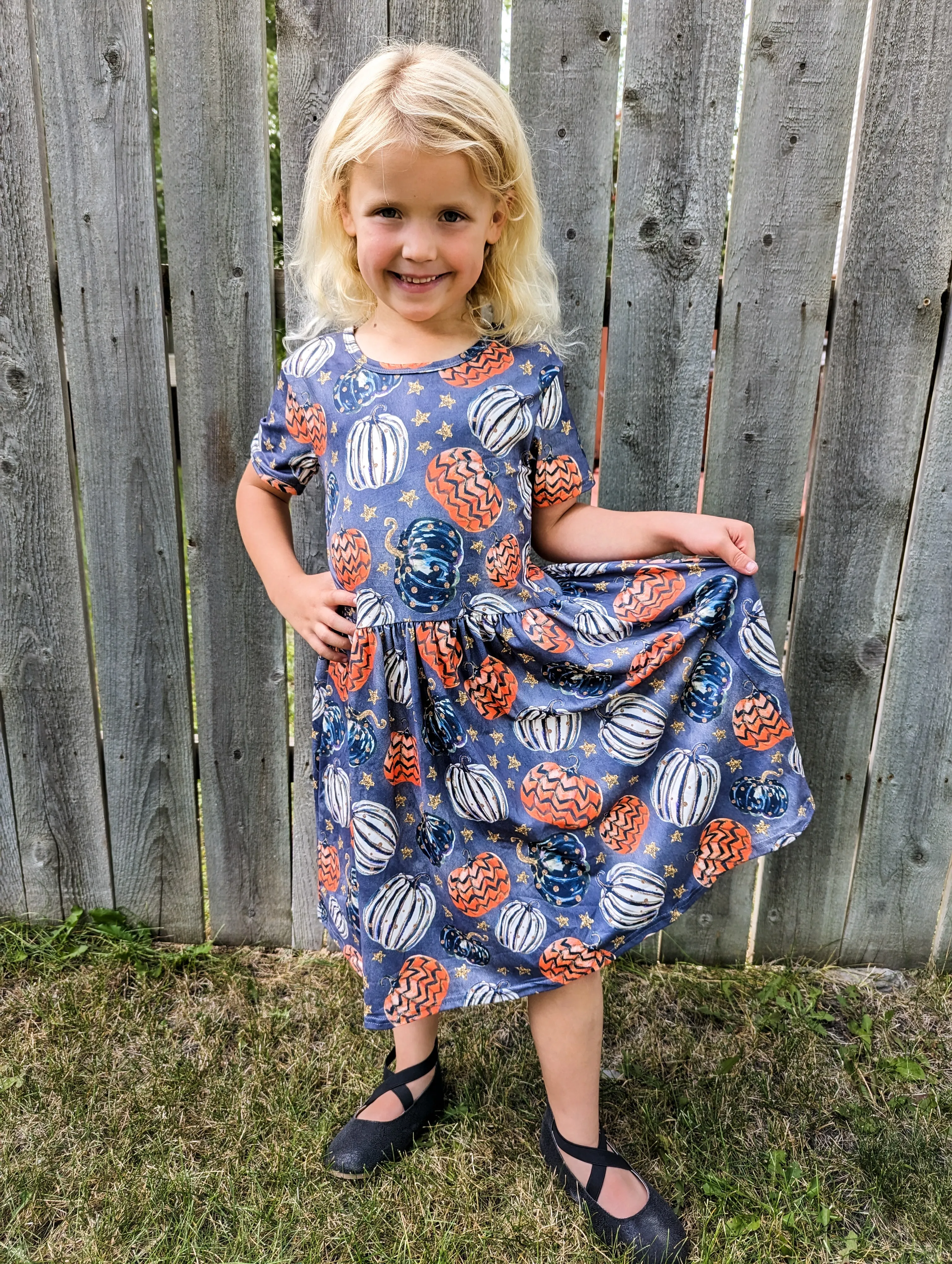 GLITTERY PUMPKINS DRESS