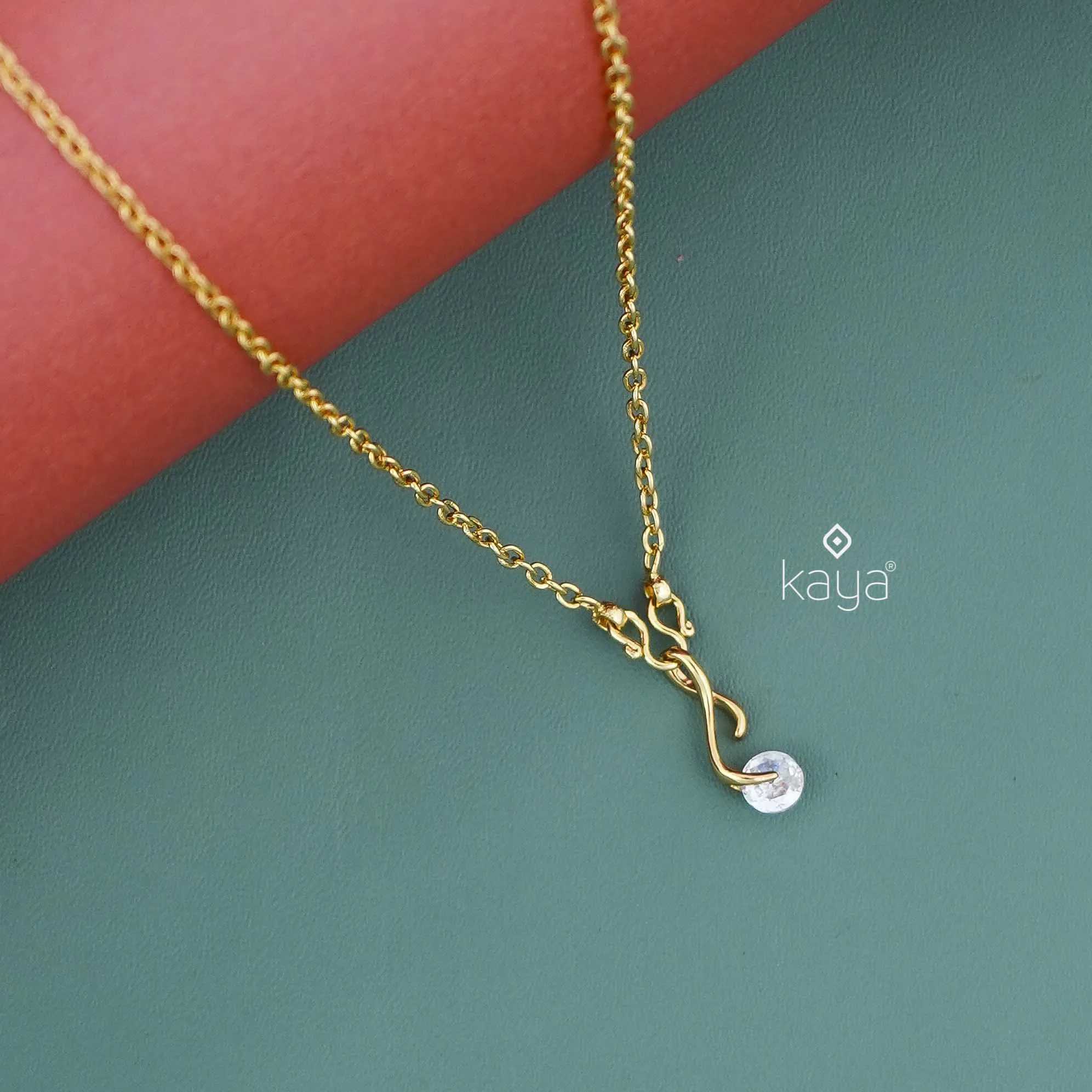 KJ101192 - Simple pendant Necklace