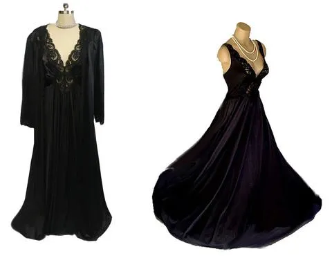 SOPHISTICATED VINTAGE GRAND SWEEP LACE OLGA SPANDEX LACE PEIGNOIR & GRAND SWEEP NIGHTGOWN SET IN VELVET NIGHT