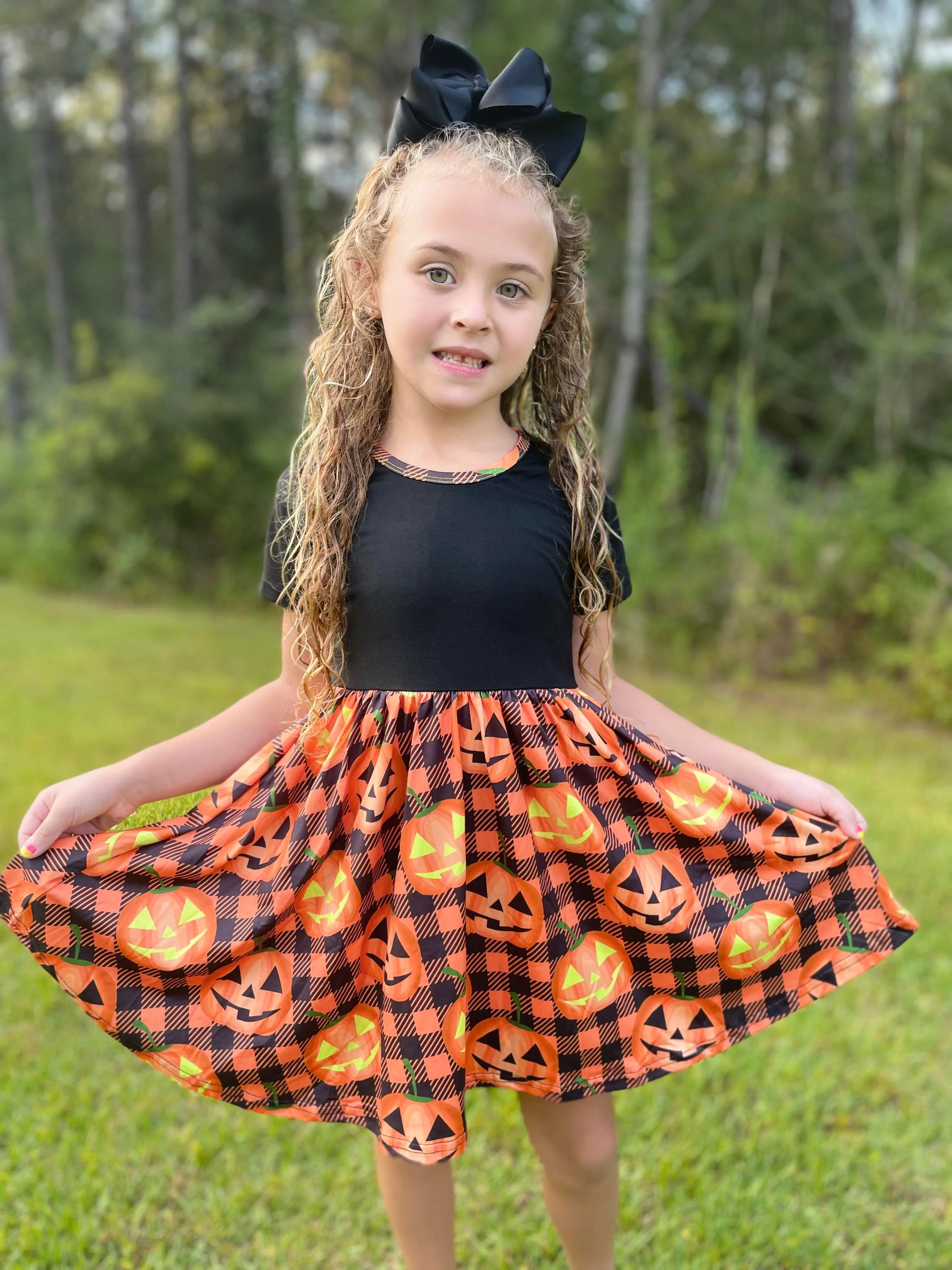 SPOOKY ORANGE PUMPKIN SHORT SLEEVES TWIRL DRESS