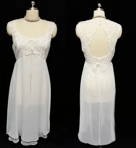 *VINTAGE FLORA NIKROOZ BRIDAL TROUSSEAU WEDDING NIGHTGOWN WITH CHIFFON, LACE & APPLIQUES - SIZE LARGE