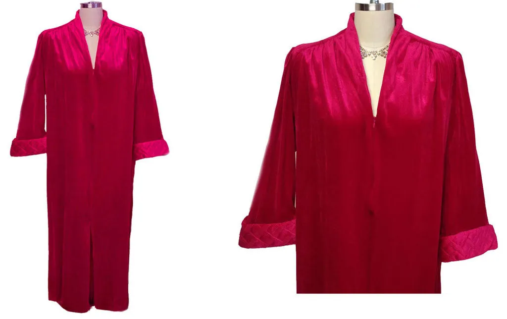 *VINTAGE TAMMY VELOUR ZIP UP QUILTED ROBE /DRESSING GOWN IN RAVISHING RUBY