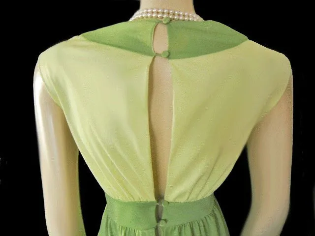 *VINTAGE VANITY FAIR ANTRON NYLON NIGHTGOWN IN LEMON LIME WITH A BEAUTIFUL OPEN BACK